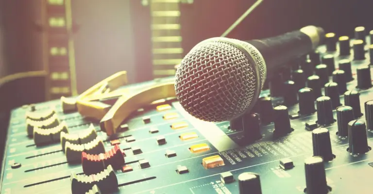 Banner Edital rádios comunitárias Brasil Antenado